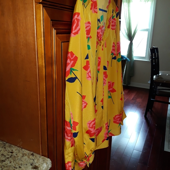 Blouse - Picture 4 of 8